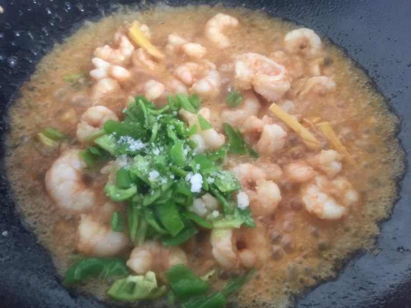 Quick and Easy Dish Ready in Ten Minutes - Green Pepper Shrimp Step-by-Step