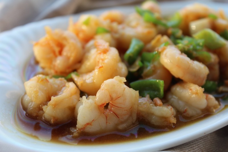 Quick and Easy Dish Ready in Ten Minutes - Green Pepper Shrimp Step-by-Step