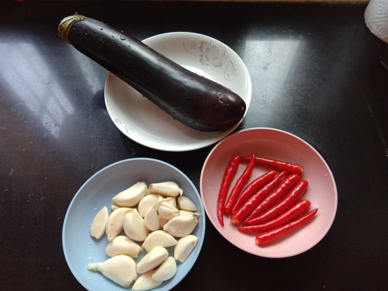 Steps for making Garlic Roasted Eggplant