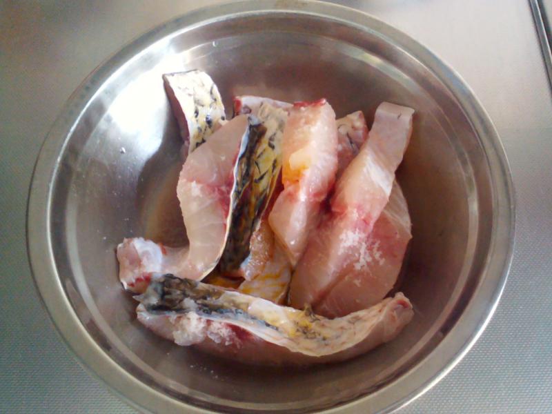 Chopped Chili Fish Belly Preparation Steps