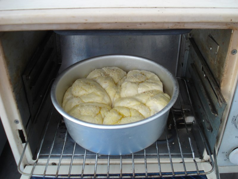 Steps for Making Chinese Rice Paste Bread