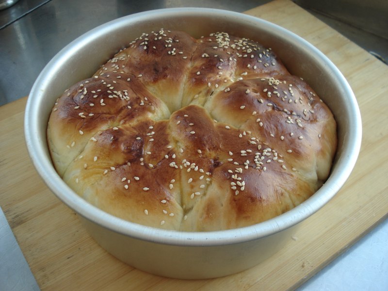 Steps for Making Chinese Rice Paste Bread