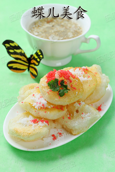 Fried Rice Cake with Ground Tea