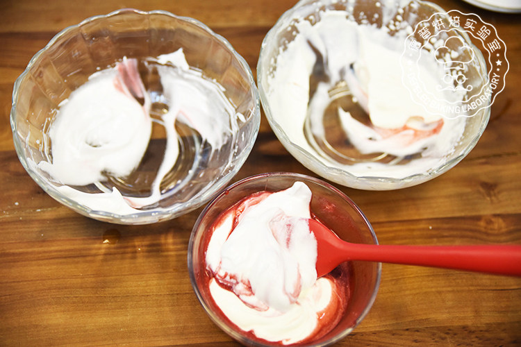 Raspberry Chocolate Mousse Preparation Steps