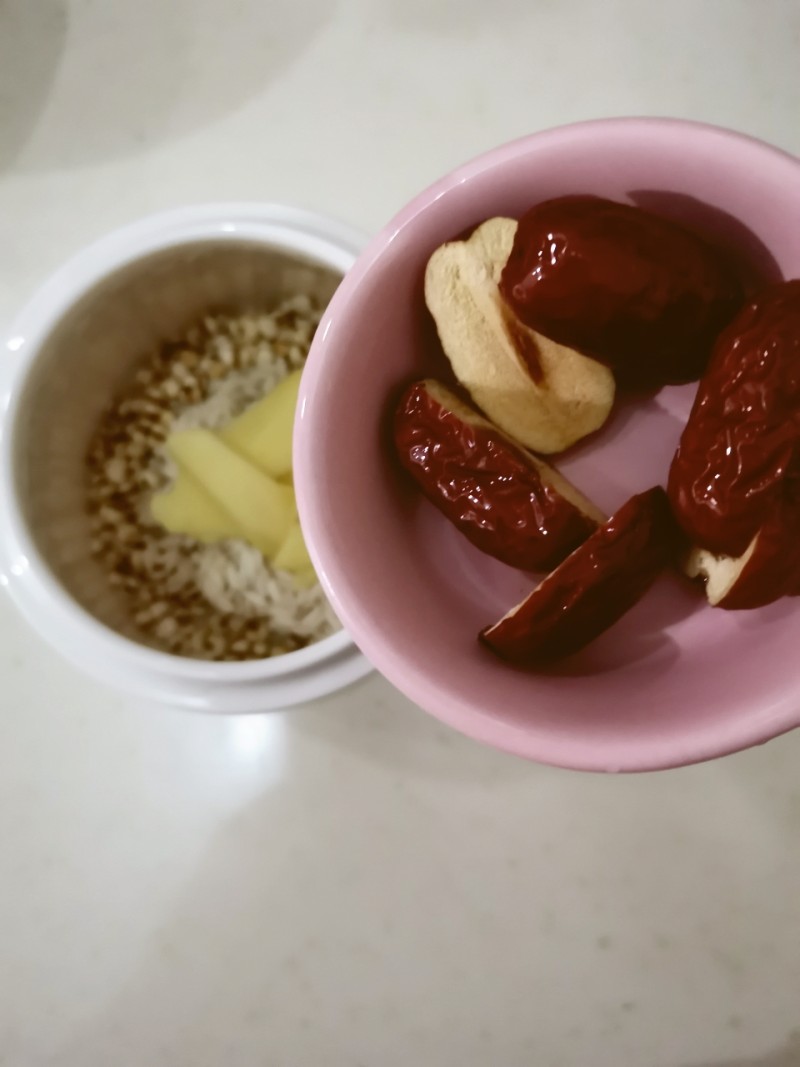 Steps for Cooking Red Date and Coix Seed Soup