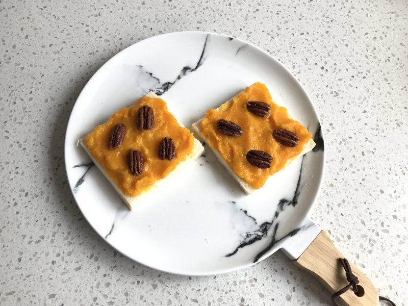 Steps to Make Pumpkin Maple Sandwich