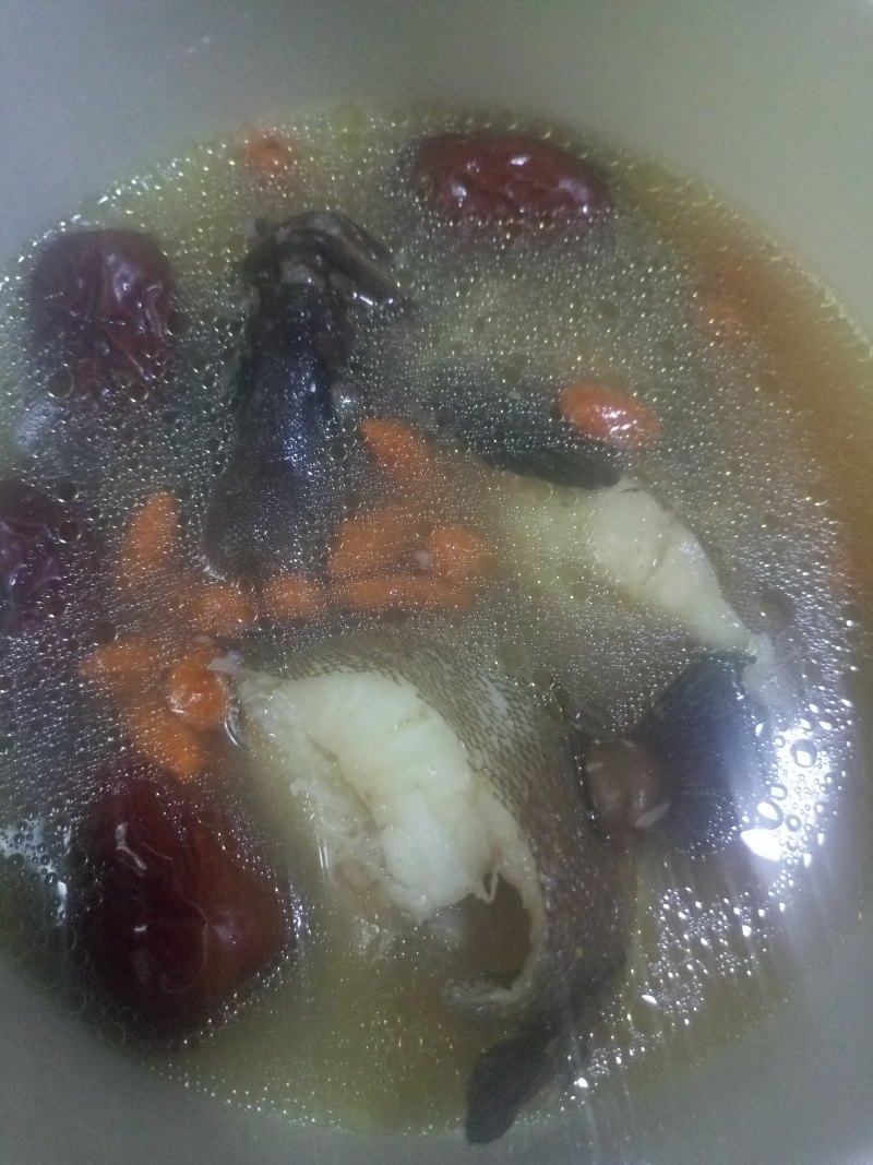 Red Dates and Goji Berry Grouper Soup