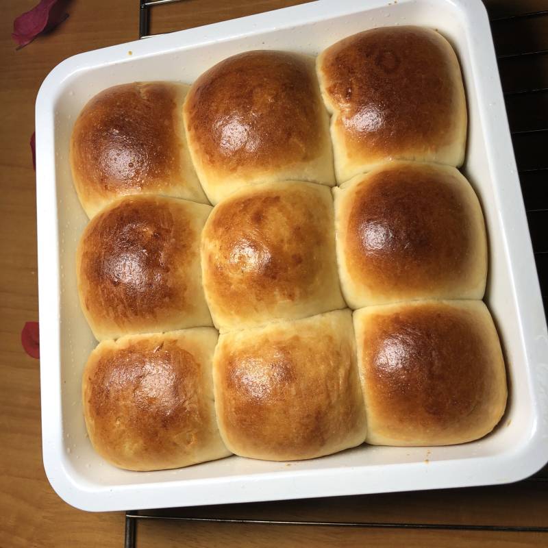 Steps for Making Fresh Milk Sweet Bread