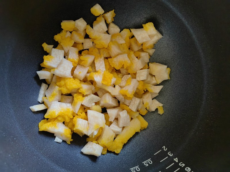 Steps for Cooking Golden Ear and Lily Soup