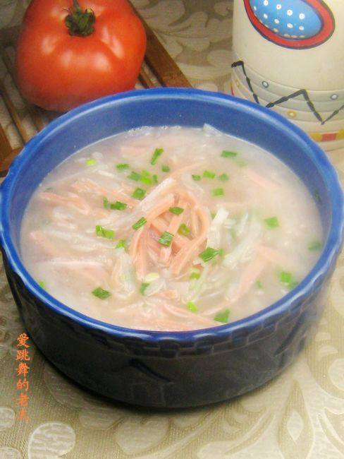 Red and White Silk Soup