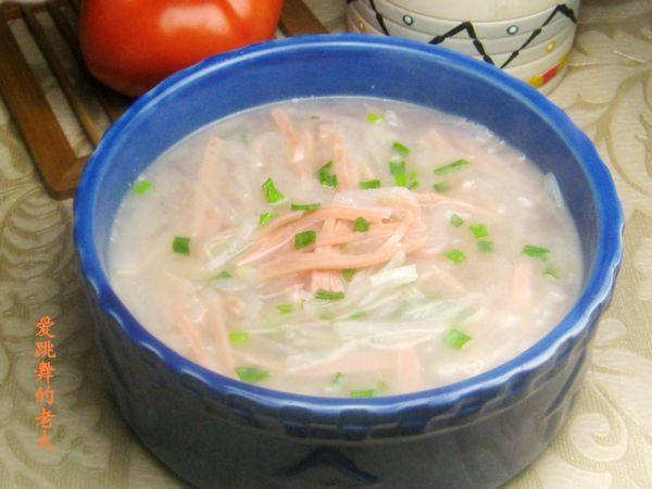Red and White Silk Soup