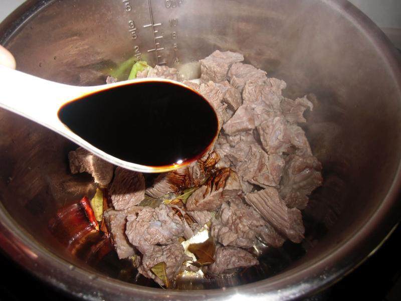 Steps for Making Braised Beef