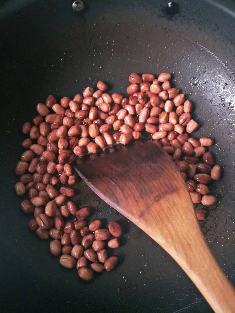 Steps for Making Fried Peanuts