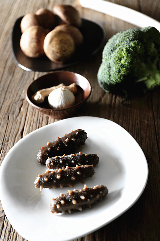 Steps for Stewed Sea Cucumber with Shiitake Mushroom and Oyster Sauce