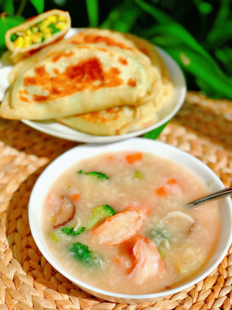 Scallop and Shrimp Seafood Congee