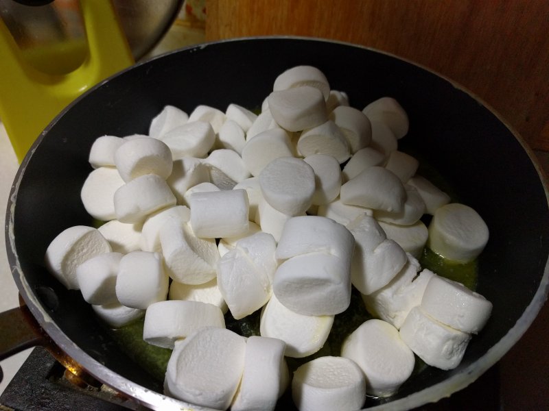 【Tianjin】Peanut and Black Sesame Nougat Making Steps