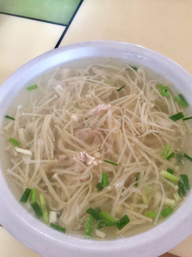 Shiitake Mushroom and Lean Pork Soup