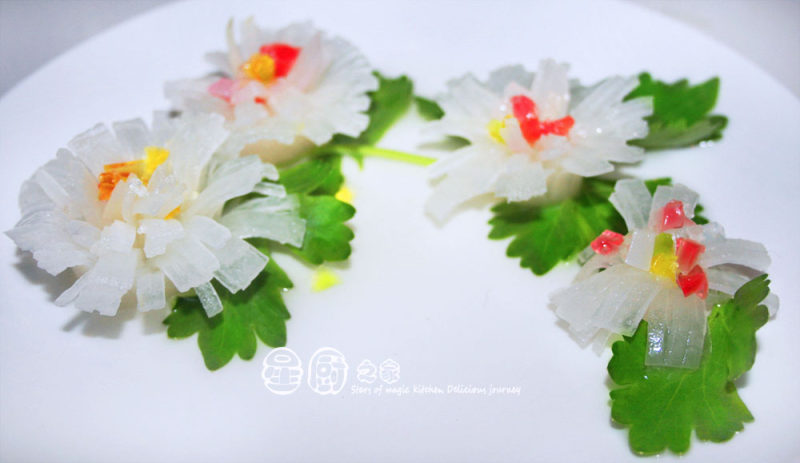 Crystal White Jade Chrysanthemum: Simple, Beautiful, Healthy, and Beautifying - Cooking Steps