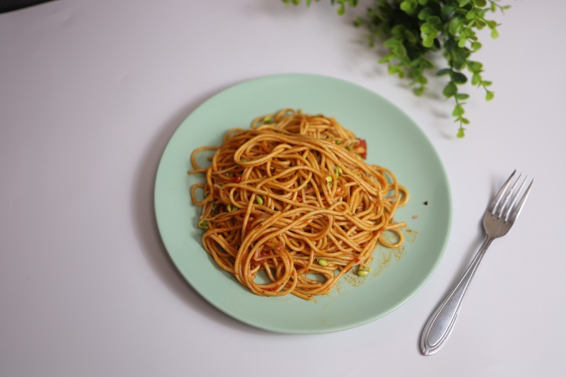 Bean Sprout Stir-Fried Noodles