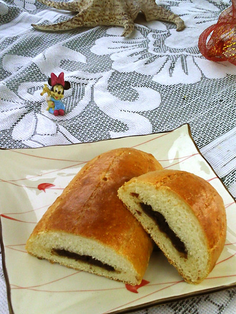 Date Paste and Red Bean Milk Bread