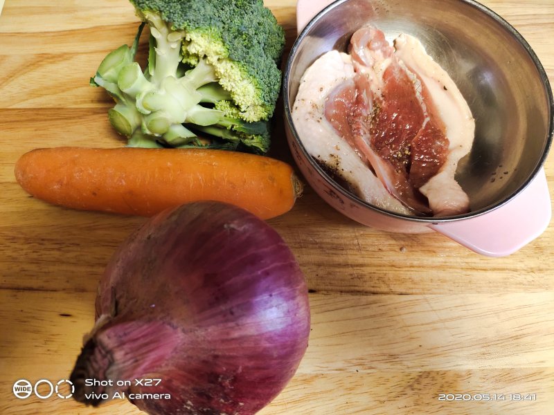 Steps for Making Broccoli Duck Salad