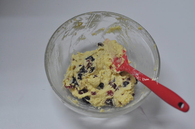 Steps for making Rum Raisin Cake