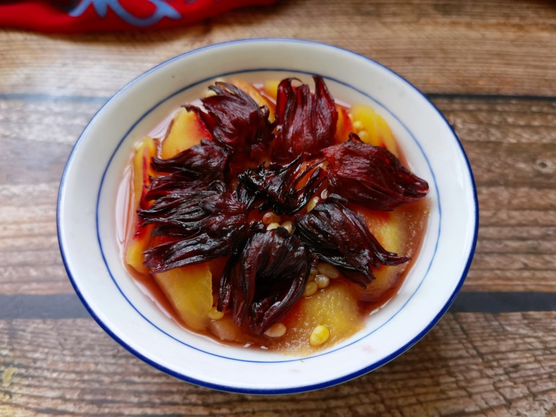 Rose Eggplant Pine Nut Steamed Apples