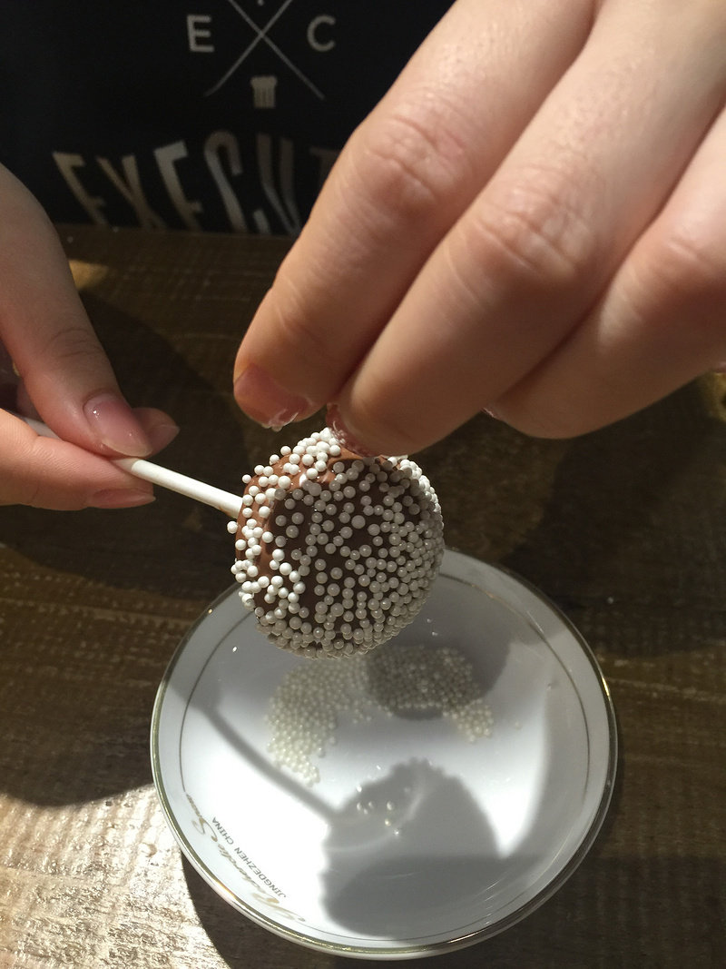 Colorful Lollipop Cake Making Steps