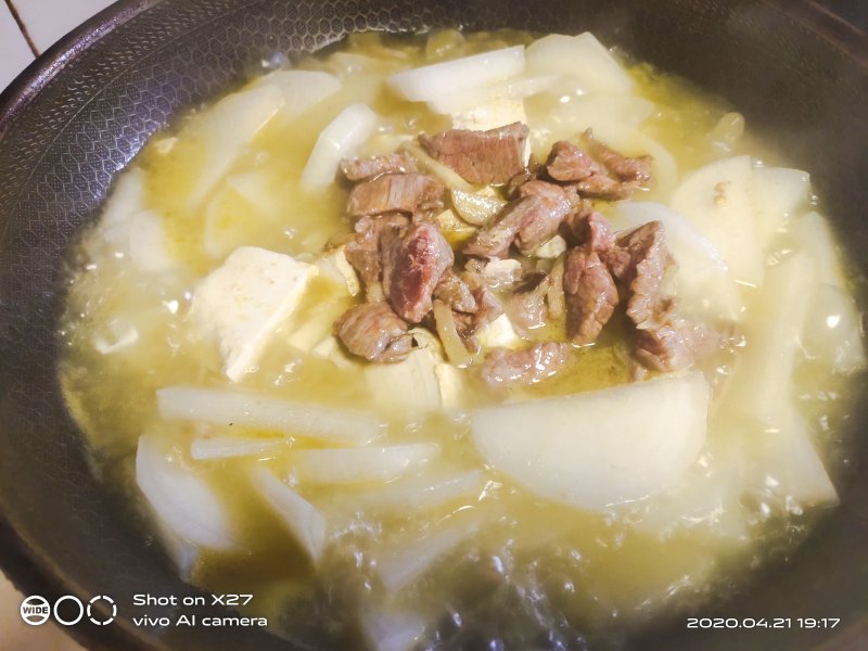 Steps for Cooking Beef and Tofu Stew with Carrots