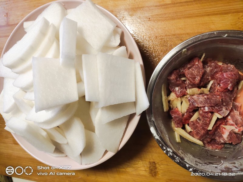 Steps for Cooking Beef and Tofu Stew with Carrots