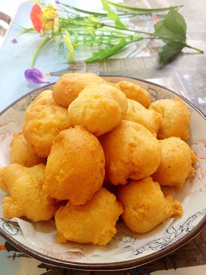 Steps for Making Crispy Fried Banana Balls