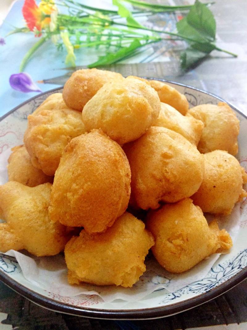 Steps for Making Crispy Fried Banana Balls