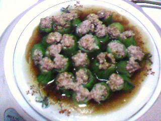 Steamed Loofah with Minced Meat