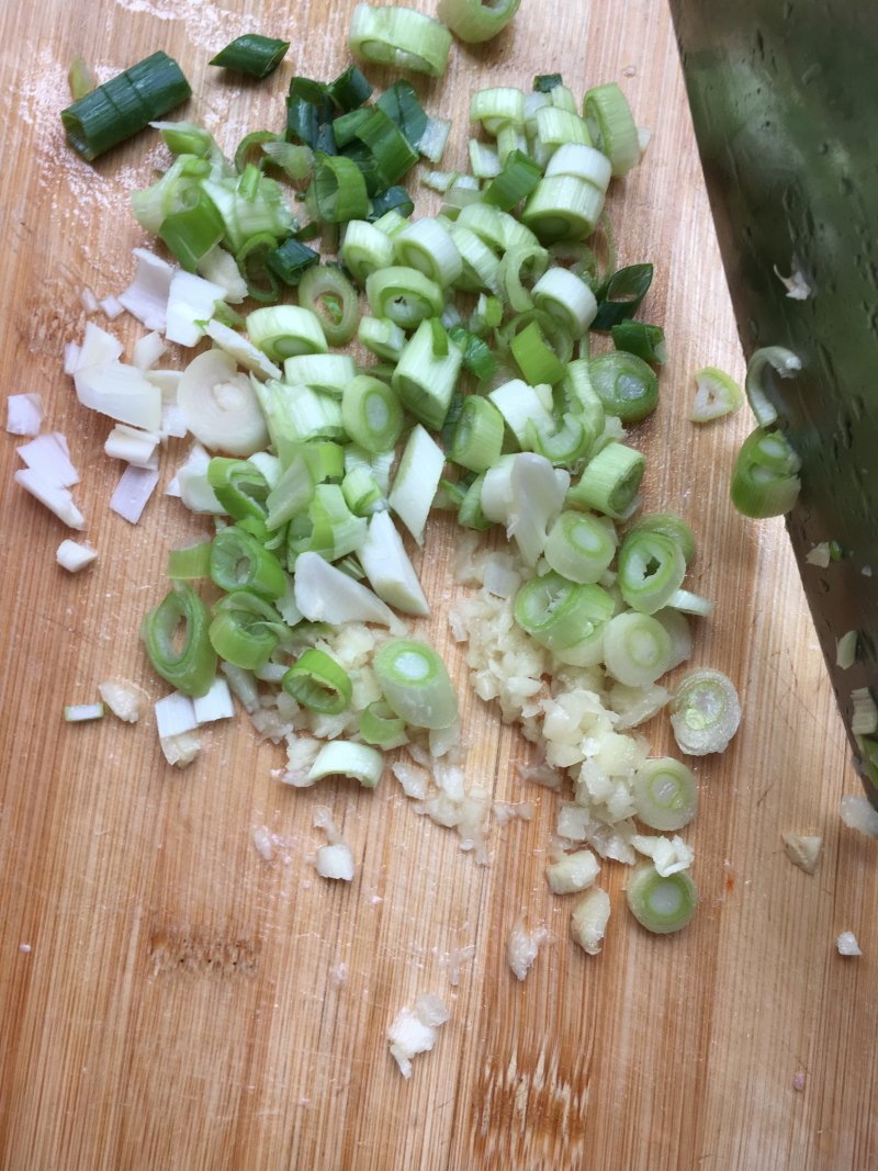 Steps to Make Mung Bean Vermicelli Meat Bun