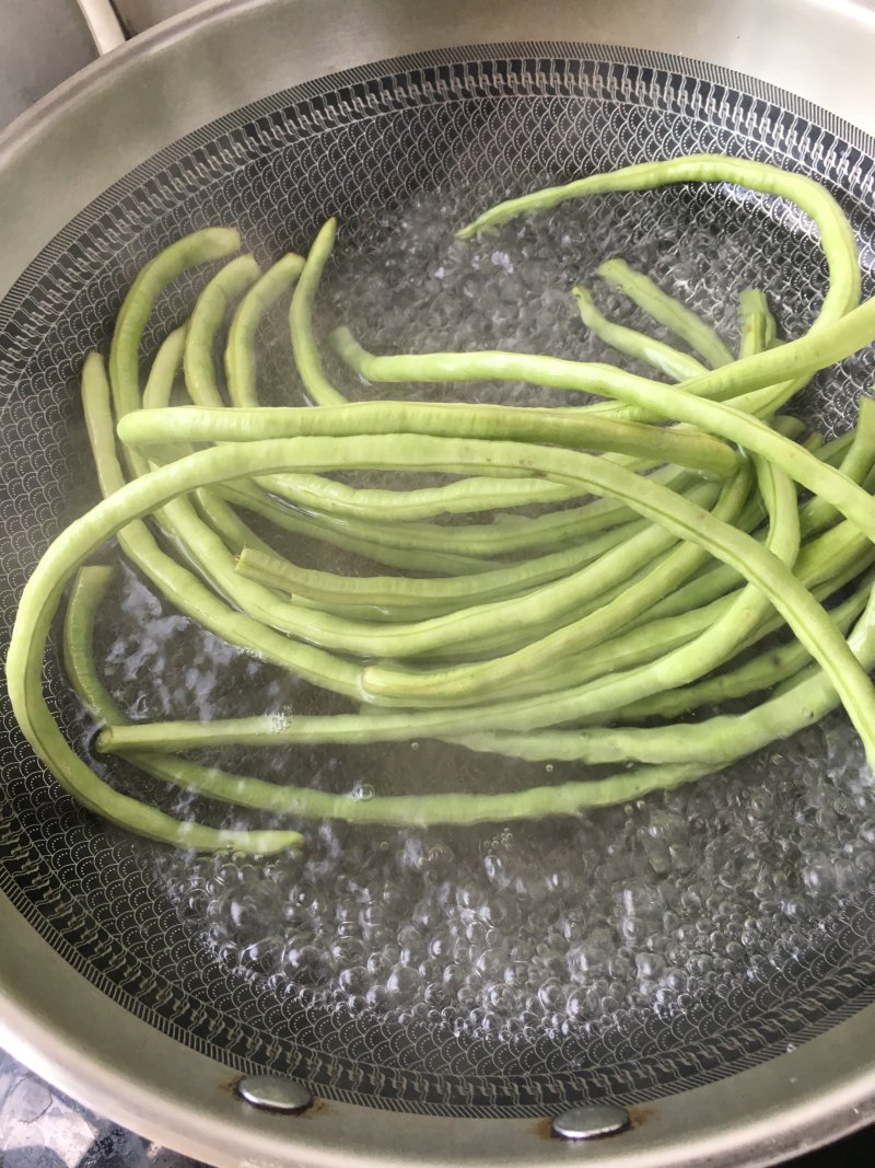 Steps to Make Mung Bean Vermicelli Meat Bun