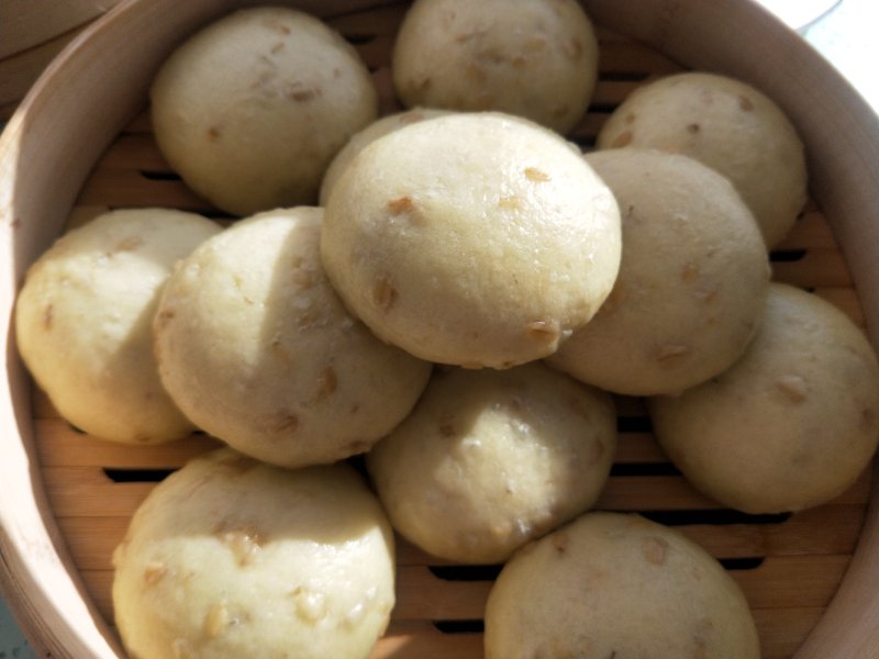 Sweet Potato Oat Steamed Buns