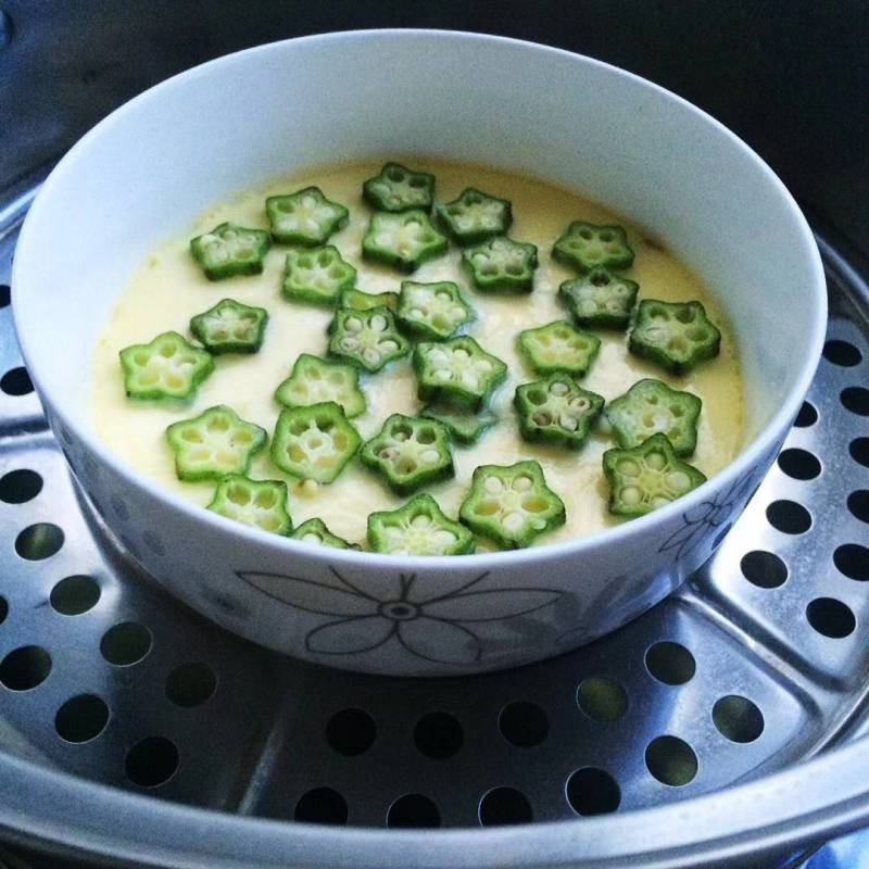 Step-by-step Guide for Making Steamed Eggs with Okra