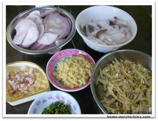 Delicious Introduction: Malaysian Cuisine - Coconut Rice with Cuttlefish Sambal Cooking Steps