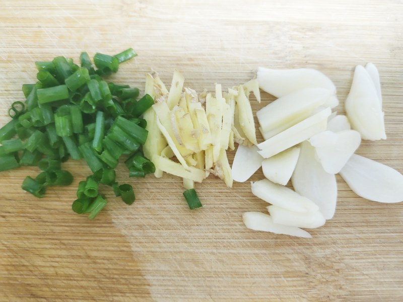 Steps for Stir-fried Pork with Bamboo Shoots