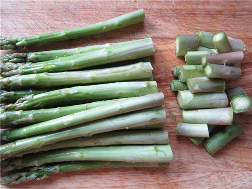 Steps for Cooking Hollandaise Sauce Asparagus