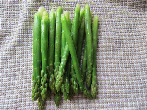 Steps for Cooking Hollandaise Sauce Asparagus