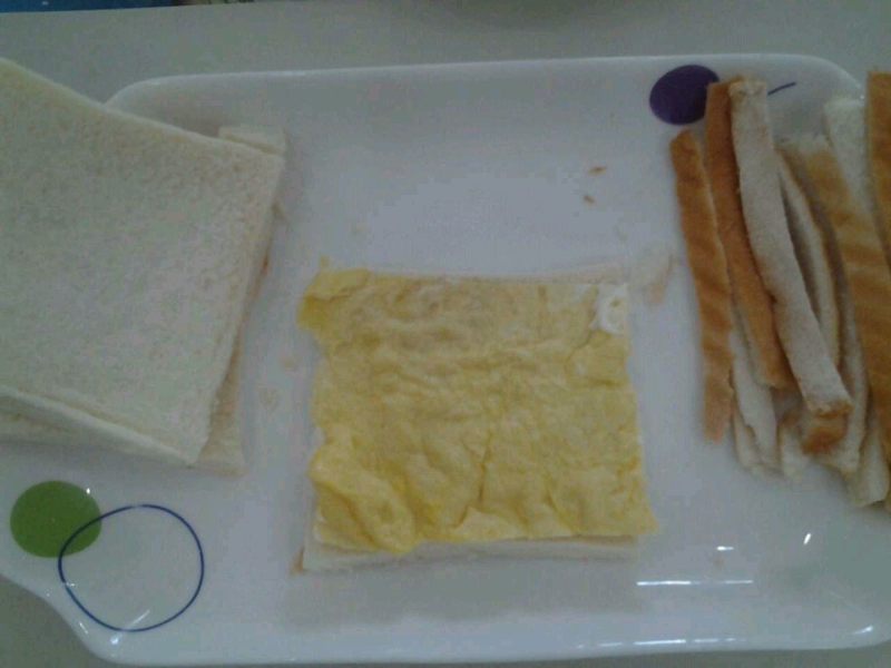 Steps to make Egg and Cheese Sandwich