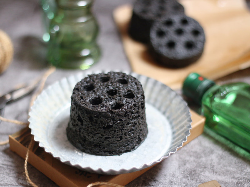 Honeycomb Black Sesame Steamed Cake