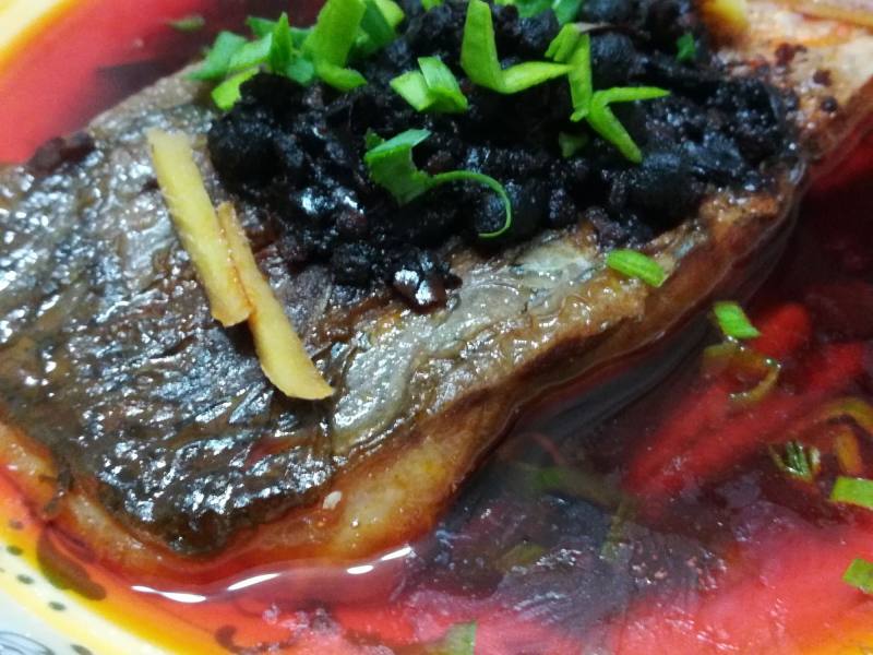 Steps to Make Lao Gan Ma Steamed Grass Carp