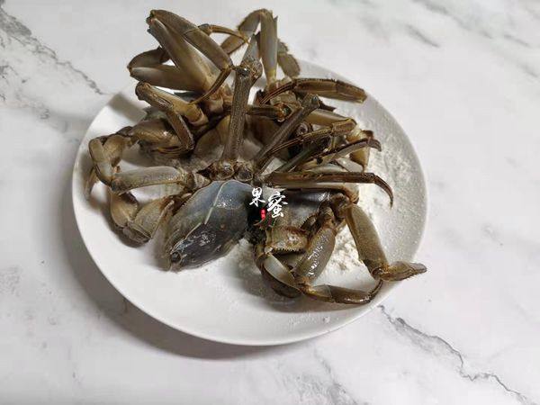 Step-by-Step Cooking of Steamed Crab with Rice Cake