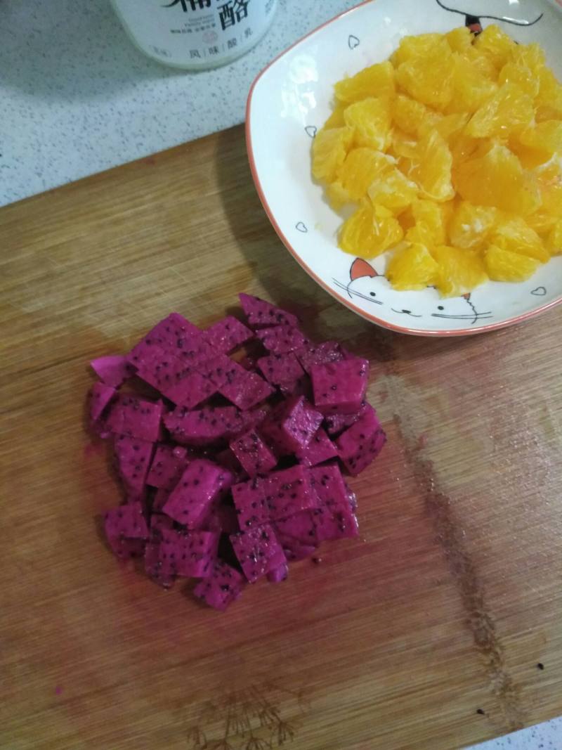 Steps for Making Dragon Fruit and Cream Salad