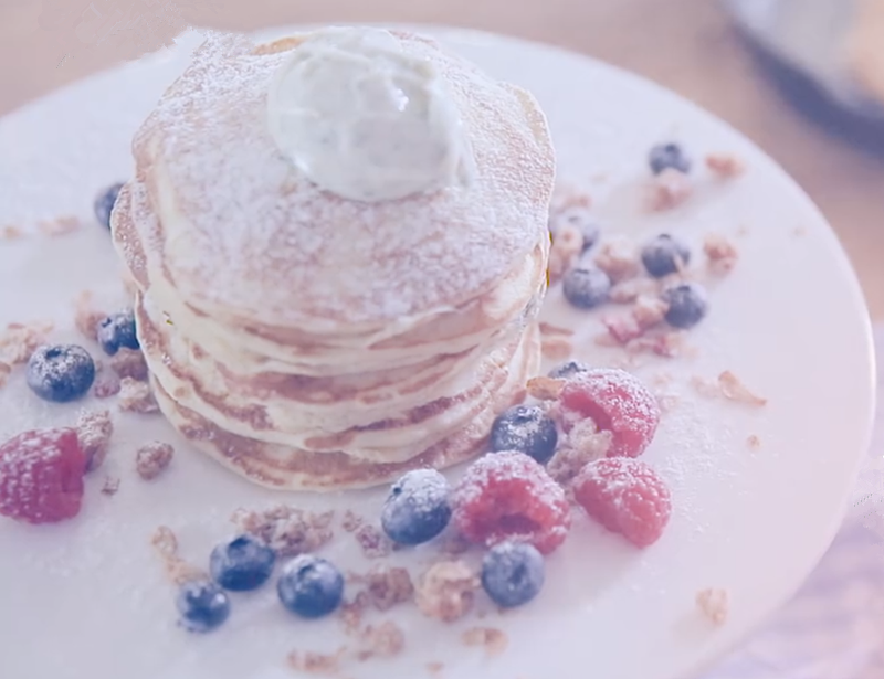 American Blueberry Pancakes