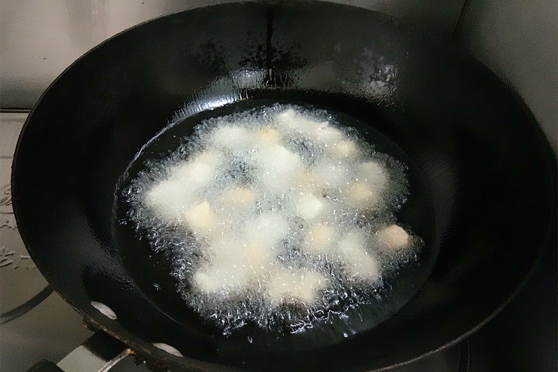 Steps for Making Fruity Chicken Nuggets