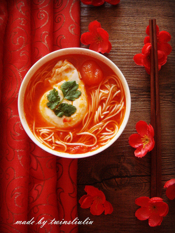 Tomato and Egg Dragon Whisker Noodle Soup