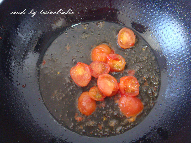 Step-by-step Cooking of Tomato and Egg Dragon Whisker Noodle Soup